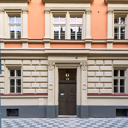 Seven Wishes Boutique By Dwellfort Praha